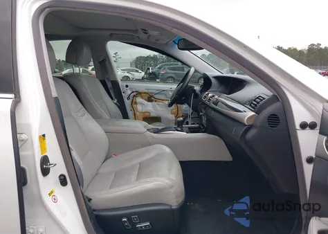 2013 Lexus Ls 460 z USA, uszkodzony, nr VIN JTHCL5EF6D5017066